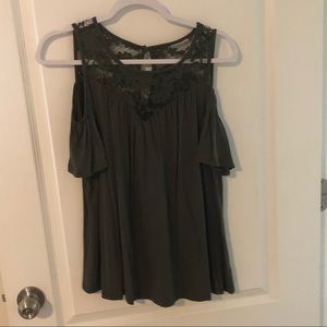 Torrid green off the shoulder top 00